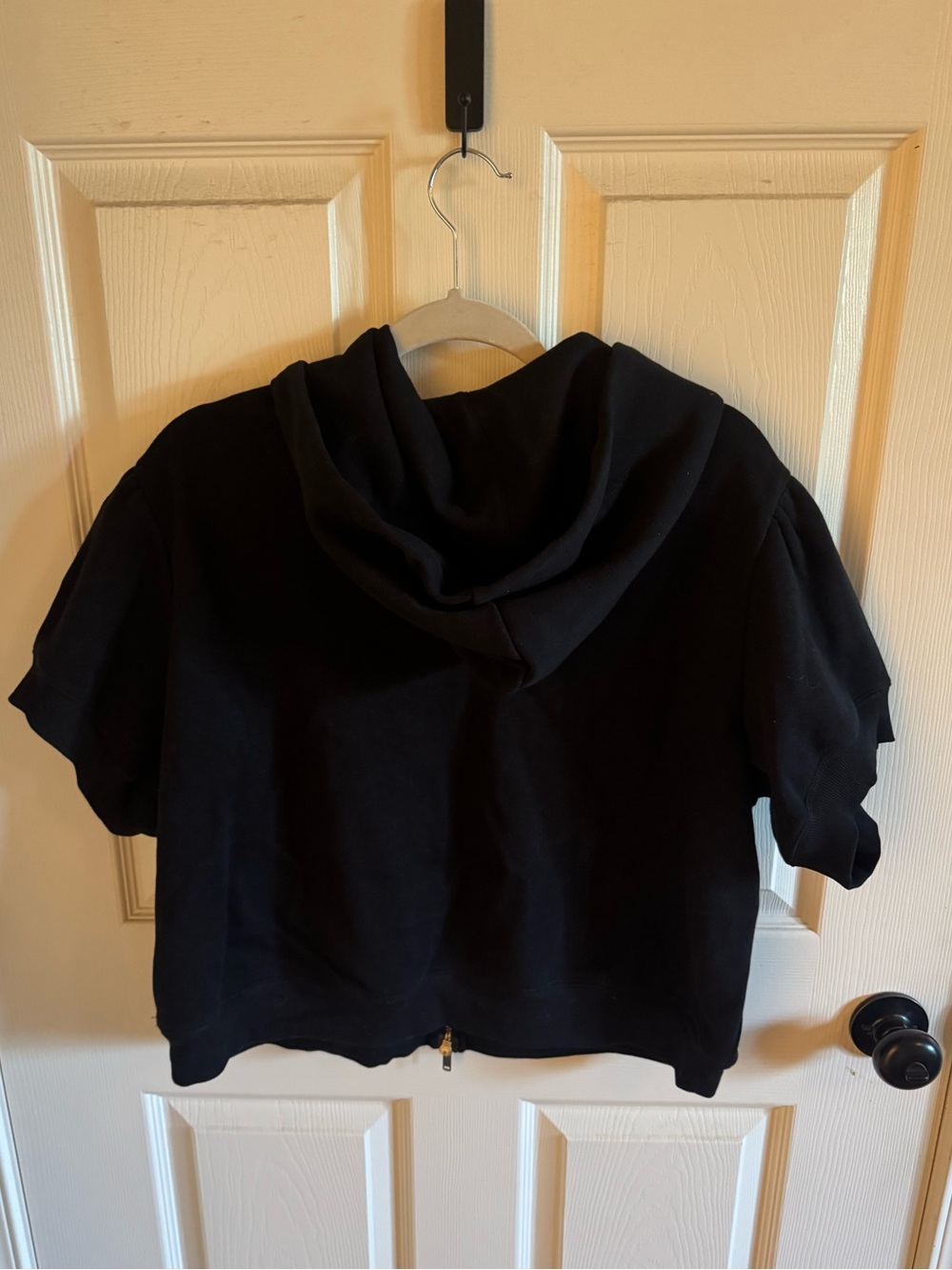 NWT 3X SKIMS BUBBLE SLEEVE CROPPED ZIP UP IN BLACK - Picture 8 of 8